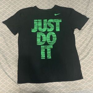 Nike tee
